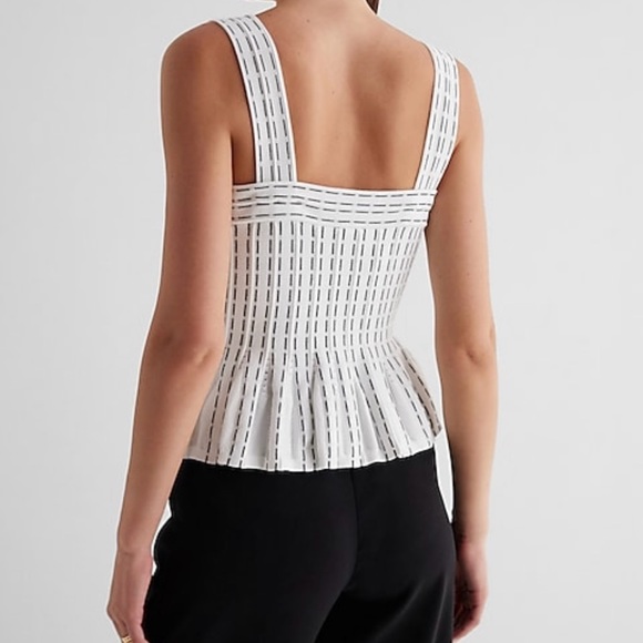 White and black design square neck sweater tank! Express size s - Picture 3 of 8